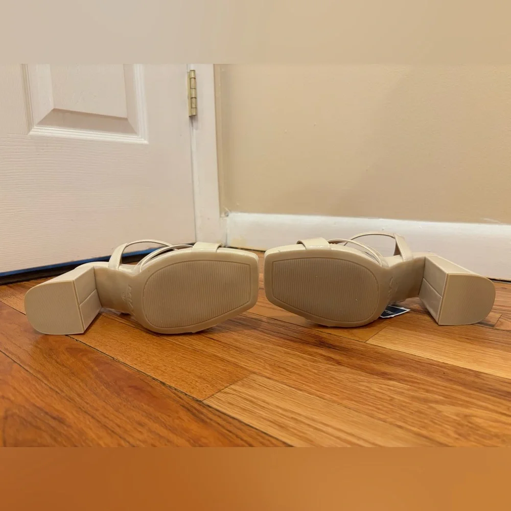 MIA Women's Ivory Strappy Heels - Picture 5 of 10